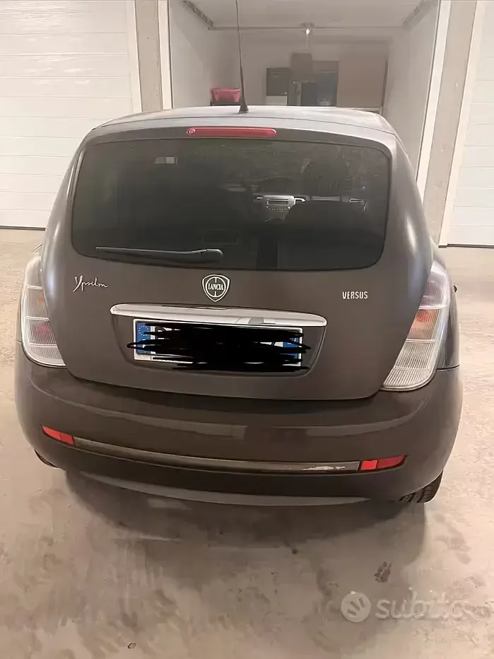 Usata Lancia Ypsilon 60 CV (44 kW) 2009 Marrone Utilitaria