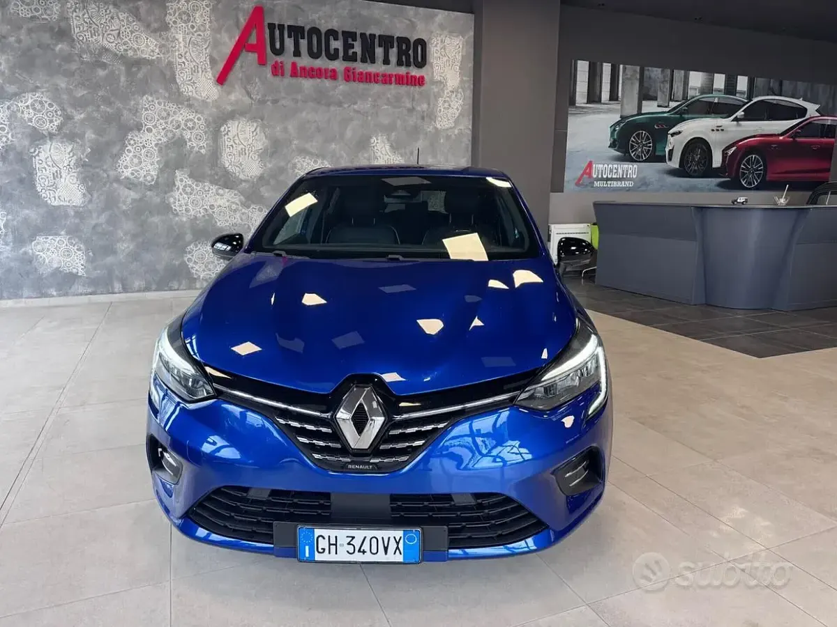 Usata Renault Clio RS Line 116 CV (85 kW) 2020 Blu Utilitaria