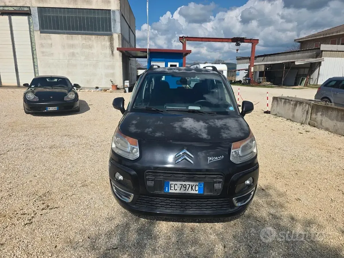 Usata Citroën C3 Picasso 109 CV (80 kW) 2010 Nero Monovolume
