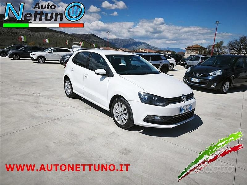Usata VW Polo 90 CV (66 kW) 2015 Bianco Berlina