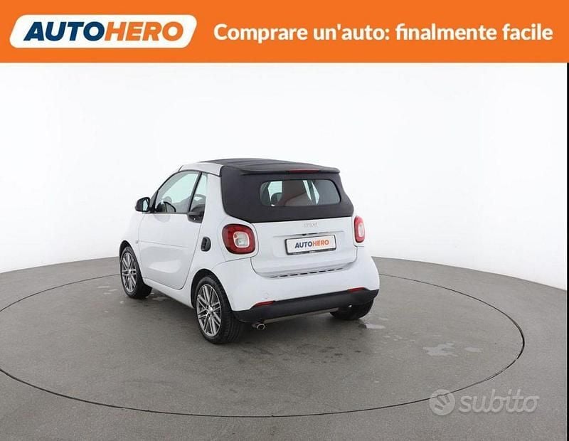 Usata Smart ForTwo Cabrio Passion 90 CV (66 kW) 2018 Bianco Cabrio