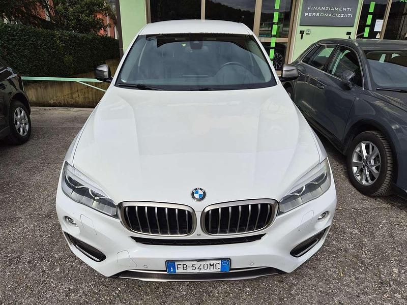 Begagnad BMW X6 258 HK (189 kW) 2015 Vit SUV