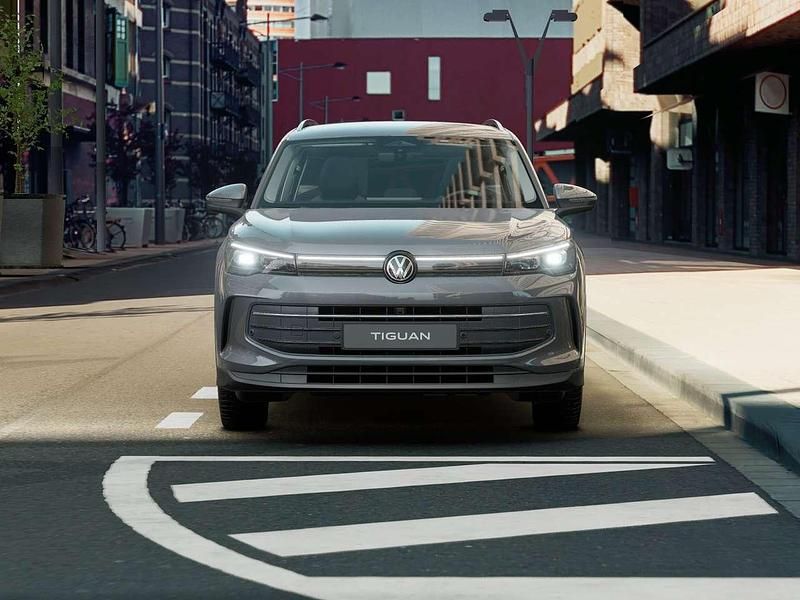 Nuova VW Tiguan Edition 150 CV (110 kW) 2026 Dolphin grey metallizzato SUV