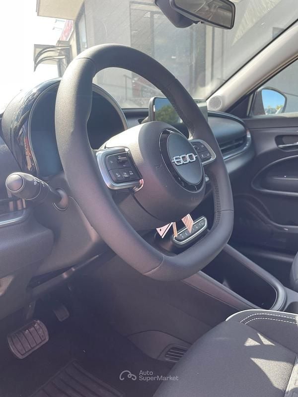 Nuova Fiat 600 110 CV (80 kW) 2025 Rosso Berlina