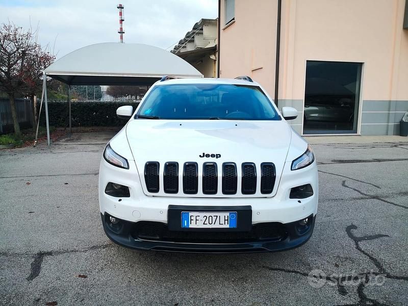 Usata Jeep Cherokee Night Eagle 200 CV (147 kW) 2016 Bianco SUV