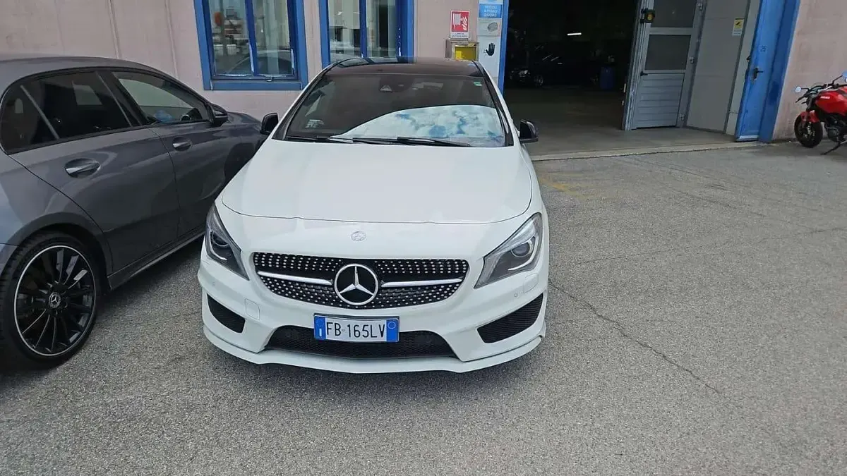 Gebraucht Mercedes CLA220 Shooting Brake Premium 177 PS (130 kW) 2015 Kombi