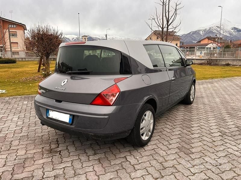 Usata Renault Avantime 150 CV (110 kW) 2002 Grigio Monovolume