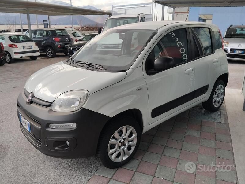 Bianco Usata 2013 Fiat Panda 4x4 S Due volumi | 7990 € (Buon prezzo) - Immagine 1/4