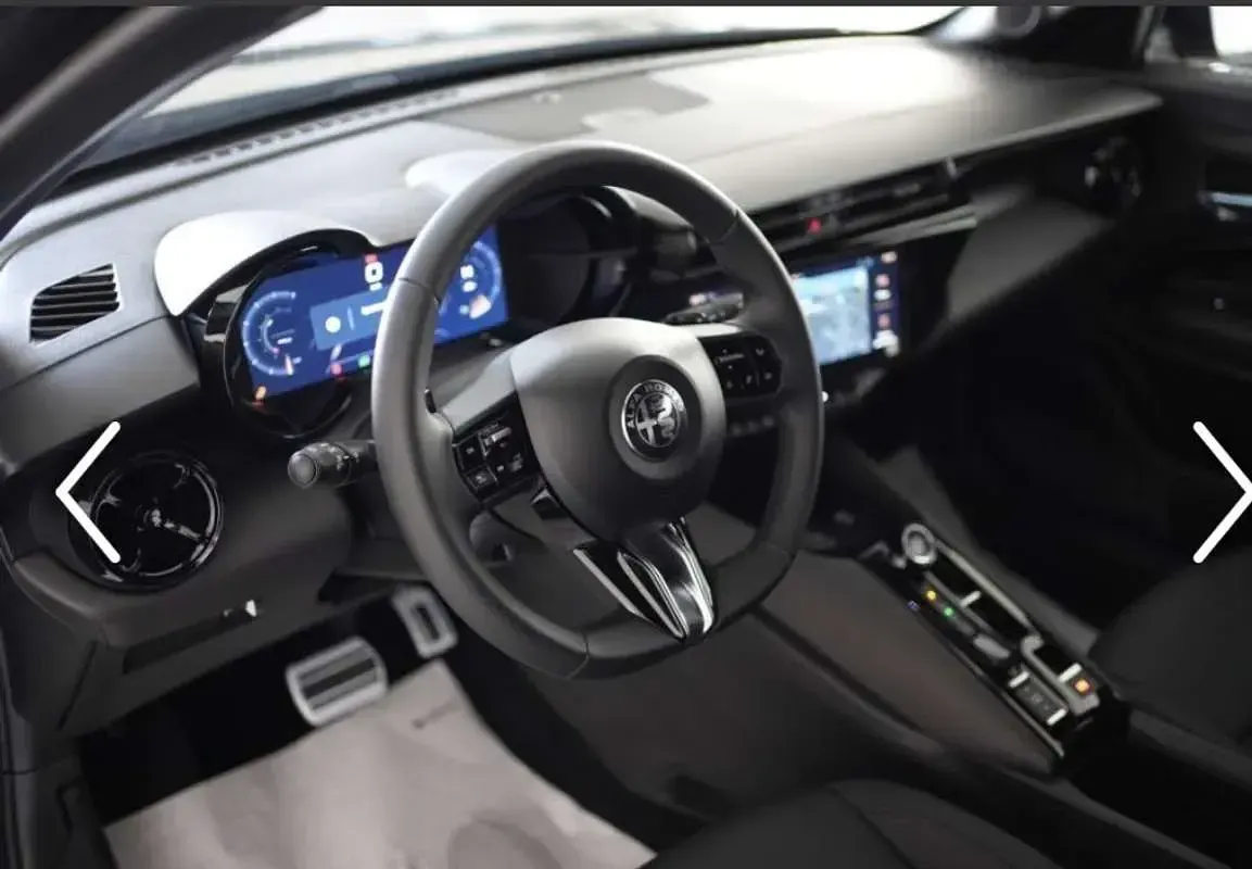 Usata Alfa Romeo GT Junior Edizione Speciale 136 CV (100 kW) 2025 Bianco SUV