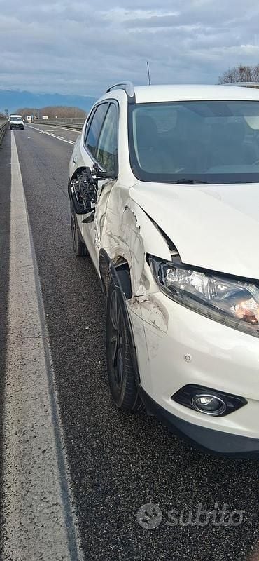 Usata Nissan X-Trail 2015 Bianco SUV