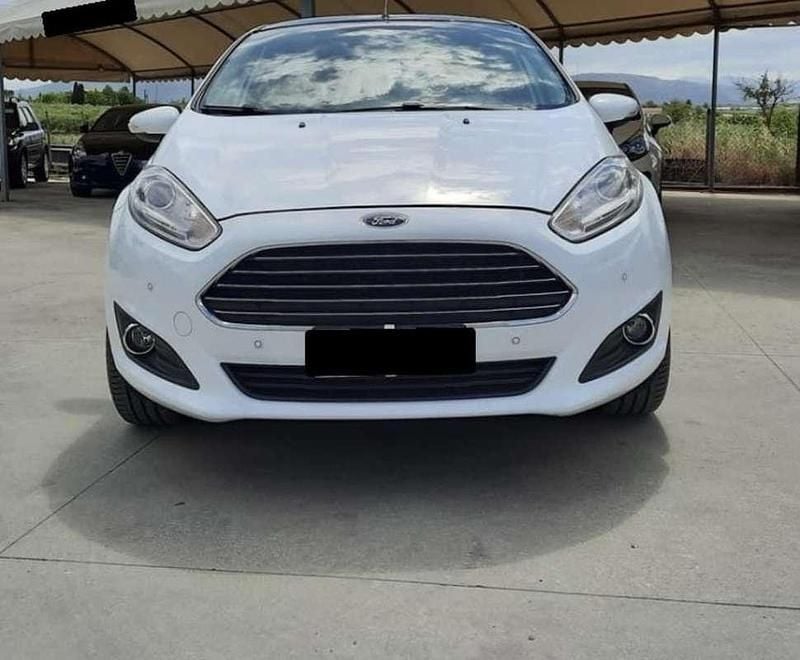 Usata Ford Fiesta Titanium 75 CV (55 kW) 2014 Utilitaria