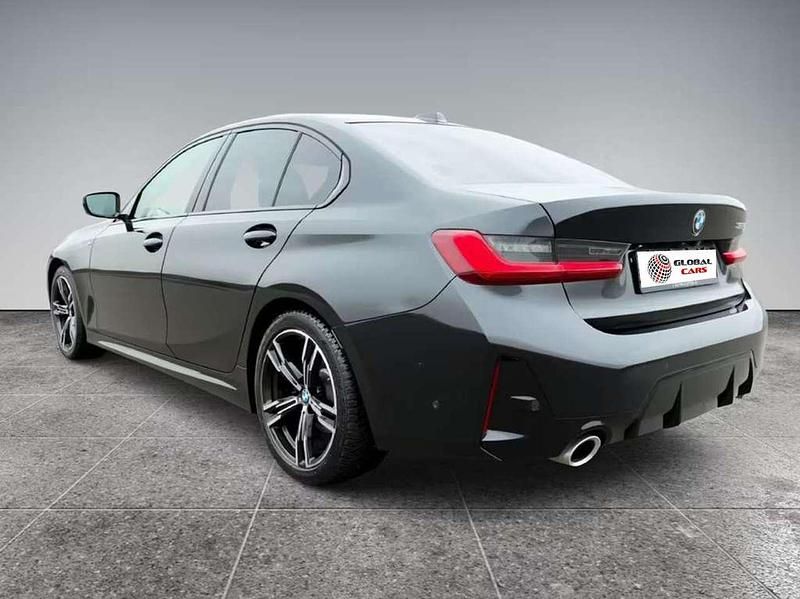 Usata BMW 320 M Sport 190 CV (139 kW) 2025 Zaffiro Berlina