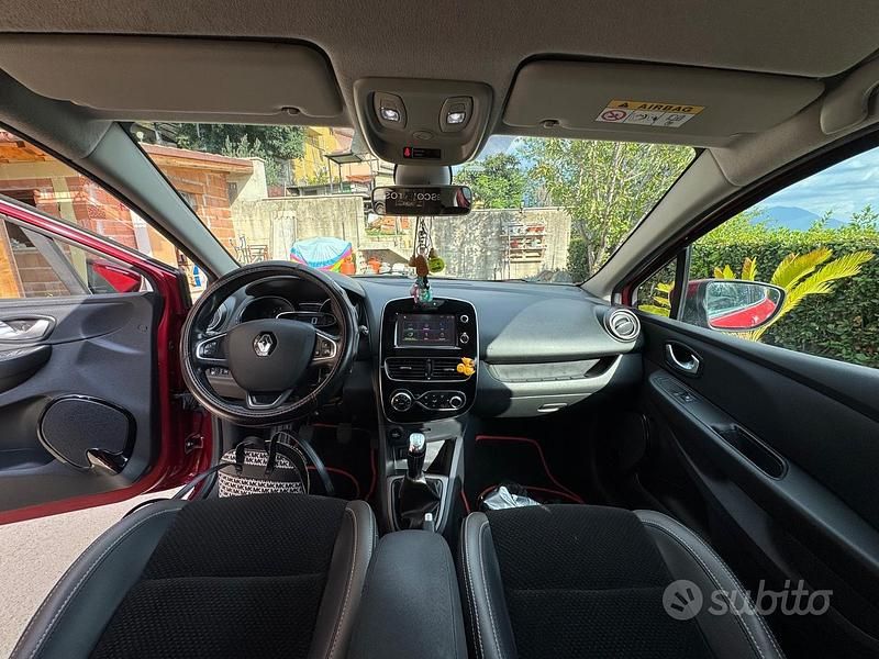 Usata Renault Clio IV 90 CV (66 kW) 2017 Rosso Utilitaria