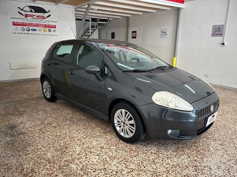 Usata Fiat Grande Punto 75 CV (55 kW) 2008 Utilitaria