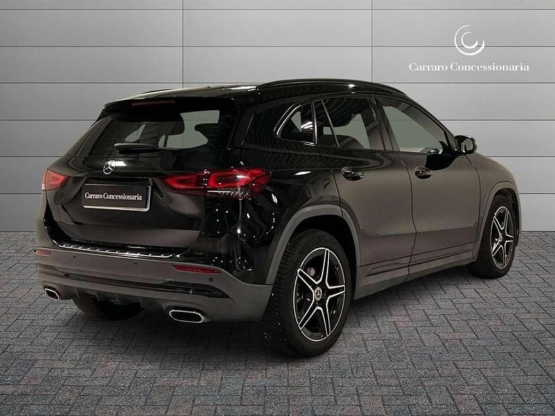 Usata Mercedes GLA180 Premium 116 CV (85 kW) 2022 Nero SUV