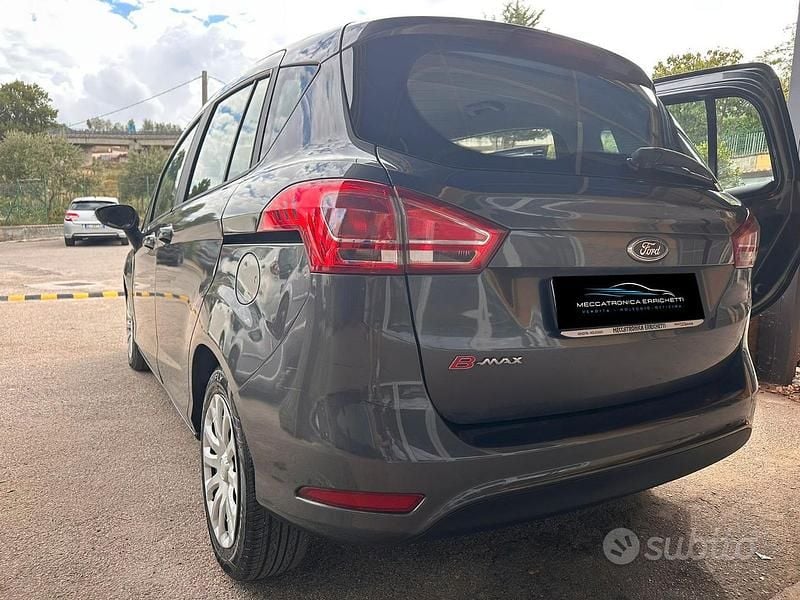 Usata Ford B-MAX Titanium X 95 CV (69 kW) 2016 Marrone Monovolume