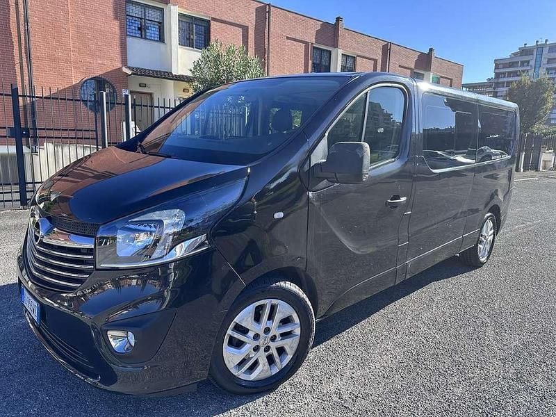 Usata Opel Vivaro Sport 125 CV (91 kW) 2016 Grigio Monovolume