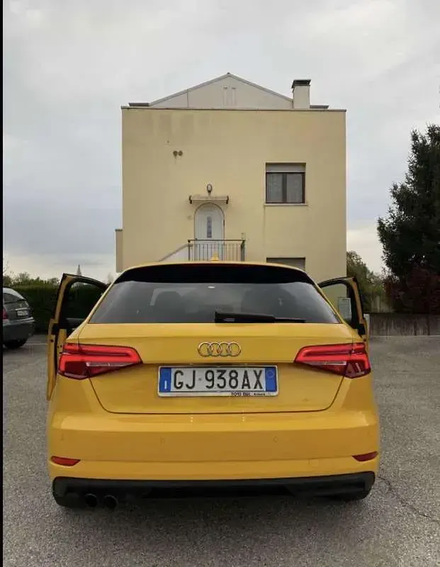 Usata Audi A3 Attraction 110 CV (80 kW) 2018 Berlina