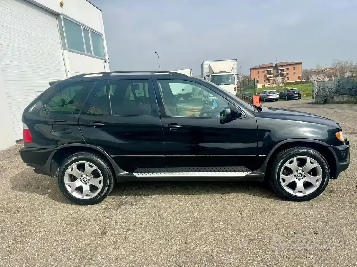 Usata BMW X5 184 CV (135 kW) 2002 Nero SUV
