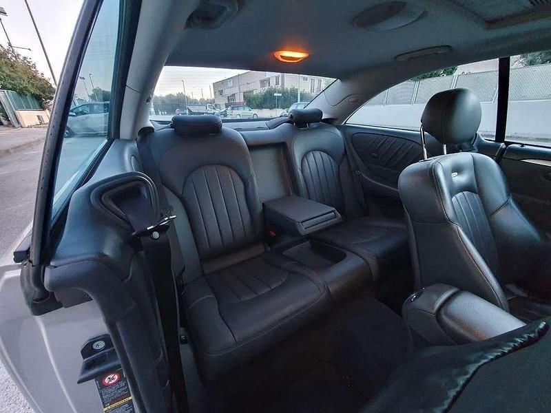 Usata Mercedes CLK55 AMG AMG 367 CV (269 kW) 2004 Argento Coupé