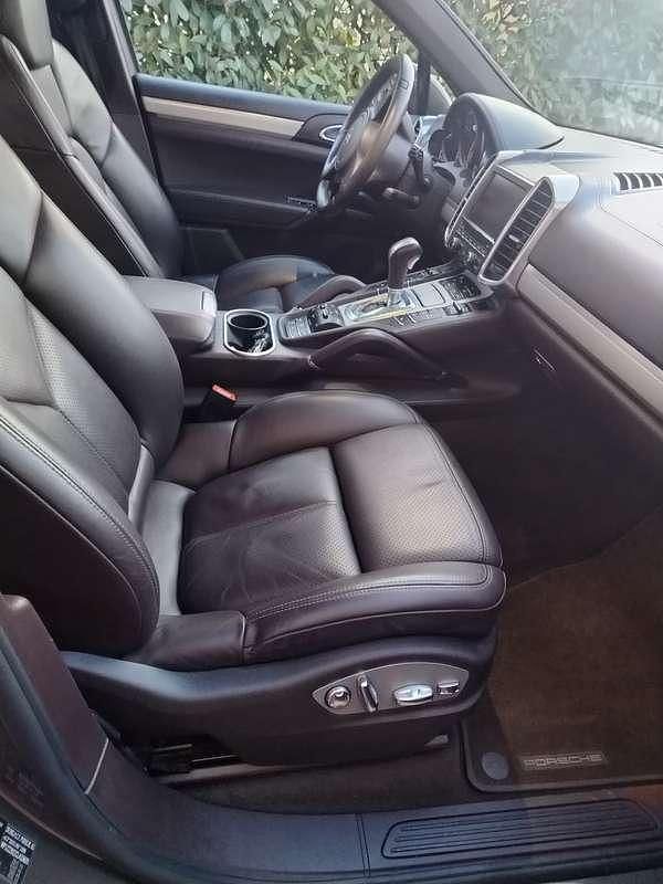 Usata Porsche Cayenne 245 CV (180 kW) 2012 SUV