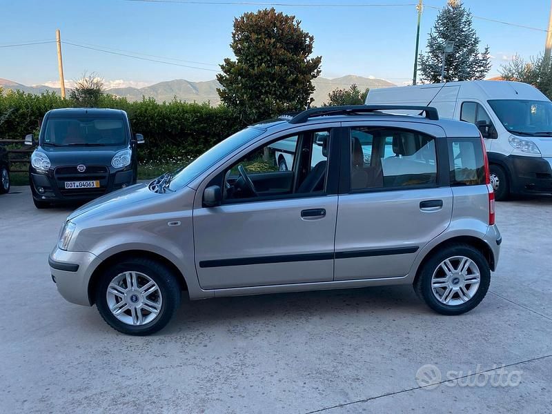Usata Fiat Panda Emotion 60 CV (44 kW) 2005 Grigio Utilitaria