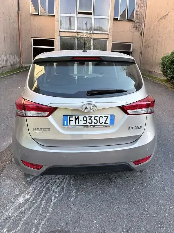 Usata Hyundai ix20 Xpossible 90 CV (66 kW) 2017 Utilitaria