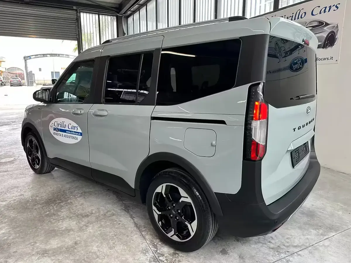 Nuova Ford Tourneo Courier Active 125 CV (91 kW) 2026 Grigio Monovolume