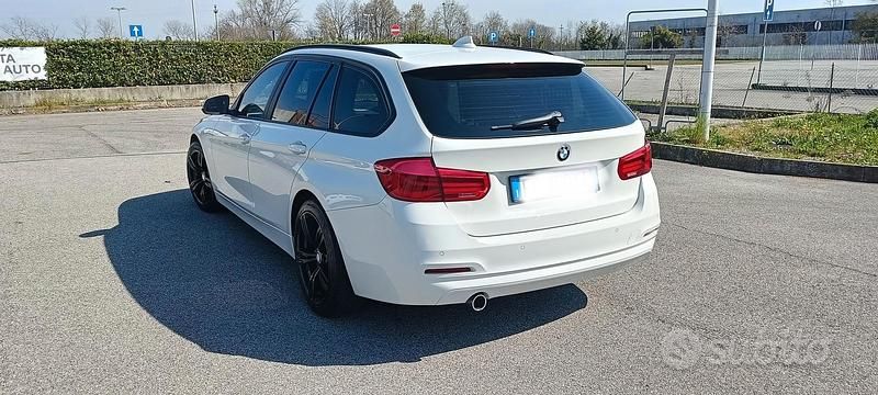 Usata BMW 318 2017 Bianco Station wagon