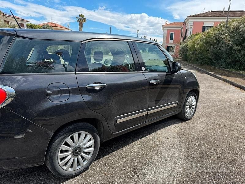 Usata Fiat 500L Lounge 95 CV (69 kW) 2016 Grigio Monovolume