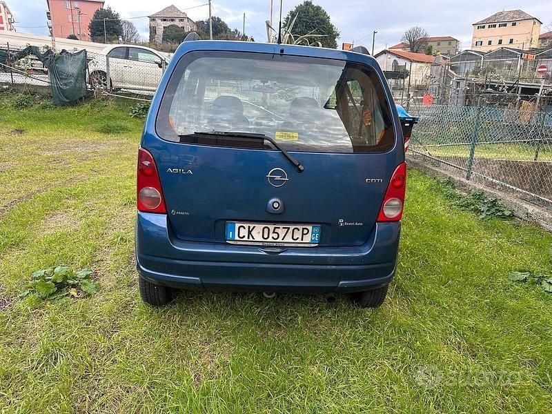 Usata Opel Agila 2004 Blu Monovolume