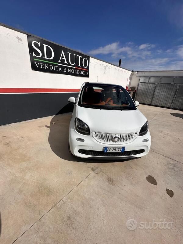 Usata Smart ForFour Prime 71 CV (52 kW) 2017 Bianco Utilitaria