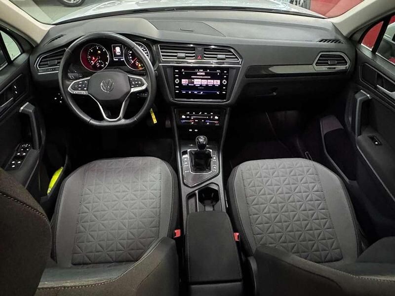 Usata VW Tiguan Life 122 CV (89 kW) 2021 Bianco SUV