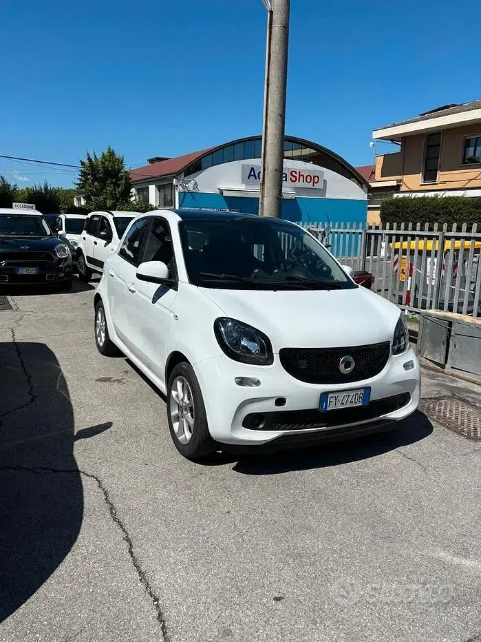 Usata Smart ForFour Electric Drive Passion 41 kW (56 CV) 2019 Bianco Berlina