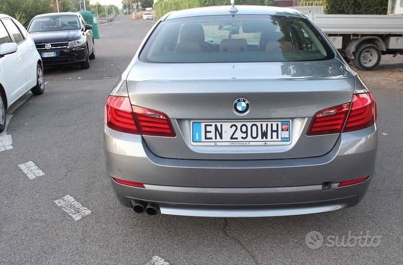 Usata BMW 520 184 CV (135 kW) 2011 Grigio Berlina
