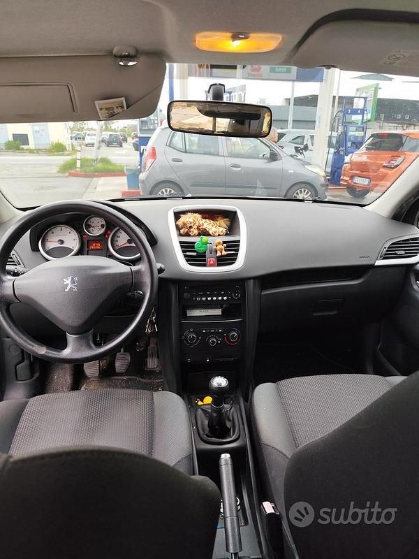 Usata Peugeot 207 88 CV (64 kW) 2010 Bianco Berlina