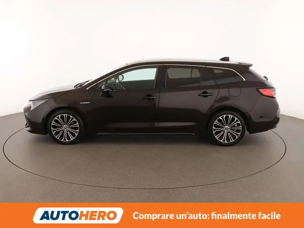 Usata Toyota Corolla Style 184 CV (135 kW) 2019 Nero Station wagon