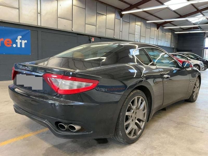 Usata Maserati Granturismo 405 CV (297 kW) 2008 Nero Coupé