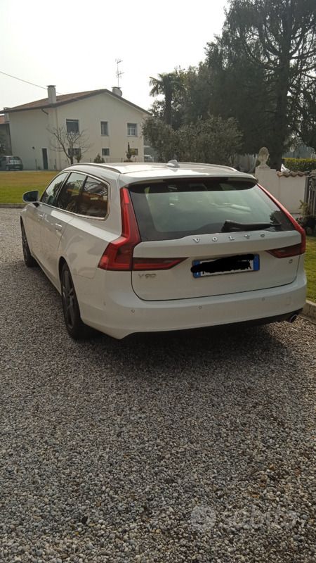 Usata Volvo V90 150 CV (110 kW) 2017 Bianco Station wagon