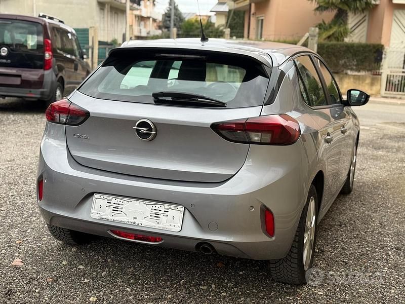 Usata Opel Corsa Edition 101 CV (74 kW) 2021 Grigio Utilitaria