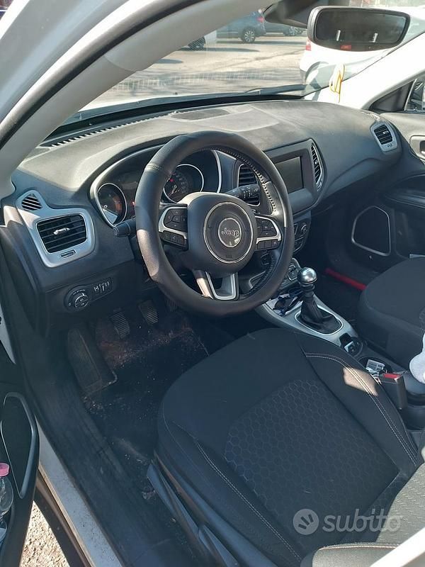 Usata Jeep Compass 131 CV (96 kW) 2021 Bianco SUV