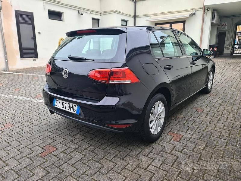 Usata VW Golf VII 105 CV (77 kW) 2014 Nero Berlina