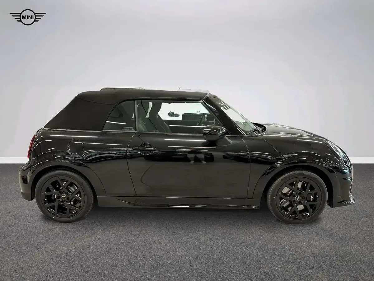 Usata Mini John Cooper Works Cabriolet 204 CV (150 kW) 2025 Nero Cabrio