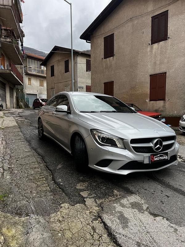 Usata Mercedes CLA200 135 CV (99 kW) 2015 Grigio Berlina