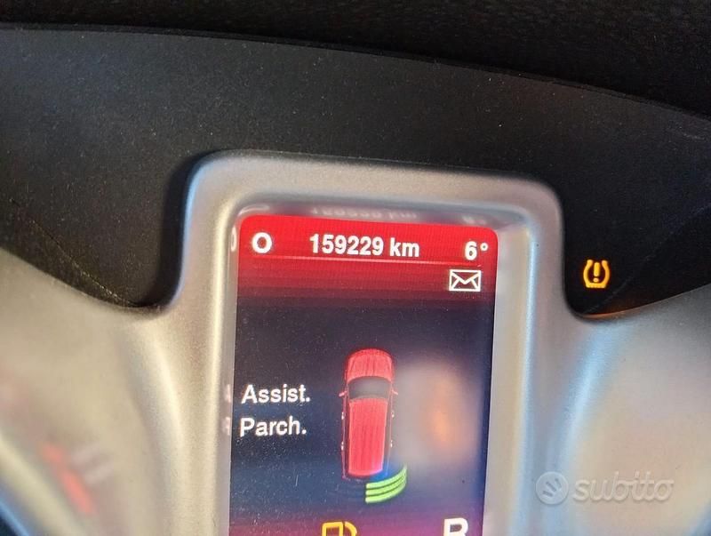 Usata Fiat Freemont Lounge 170 CV (125 kW) 2015 Bianco SUV