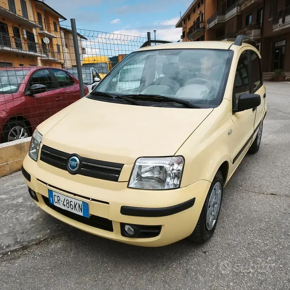 Usata Fiat Panda Dynamic 69 CV (50 kW) 2005 Giallo Utilitaria