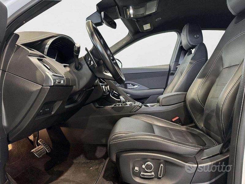 Usata Jaguar E-Pace R-Dynamic 204 CV (150 kW) 2021 Bianco SUV