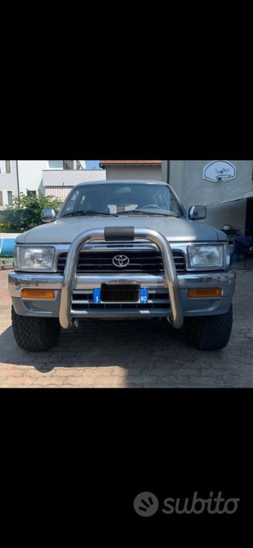 Grigio Usata 1994 Toyota 4 Runner SUV | 9500 € - Immagine 1/4