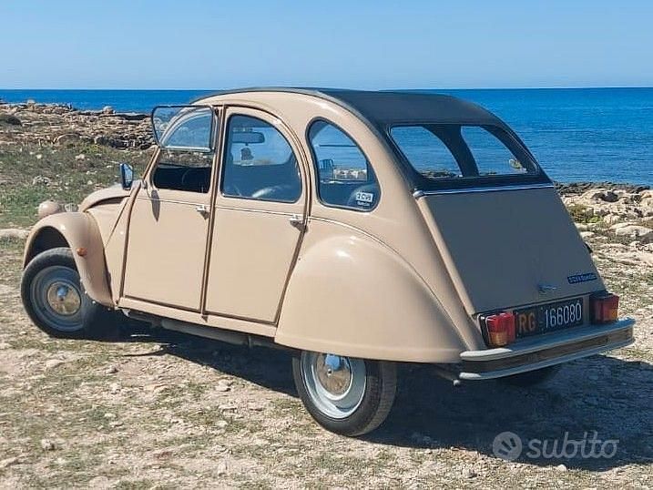 Usata Citroën 2CV 29 CV (21 kW) 1983 Berlina