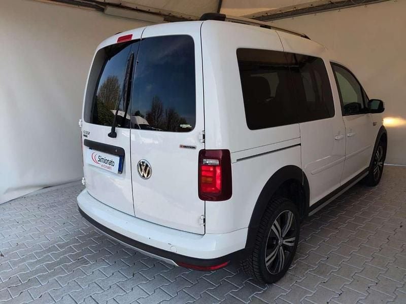 Usata VW Caddy 122 CV (89 kW) 2020 Bianco Monovolume